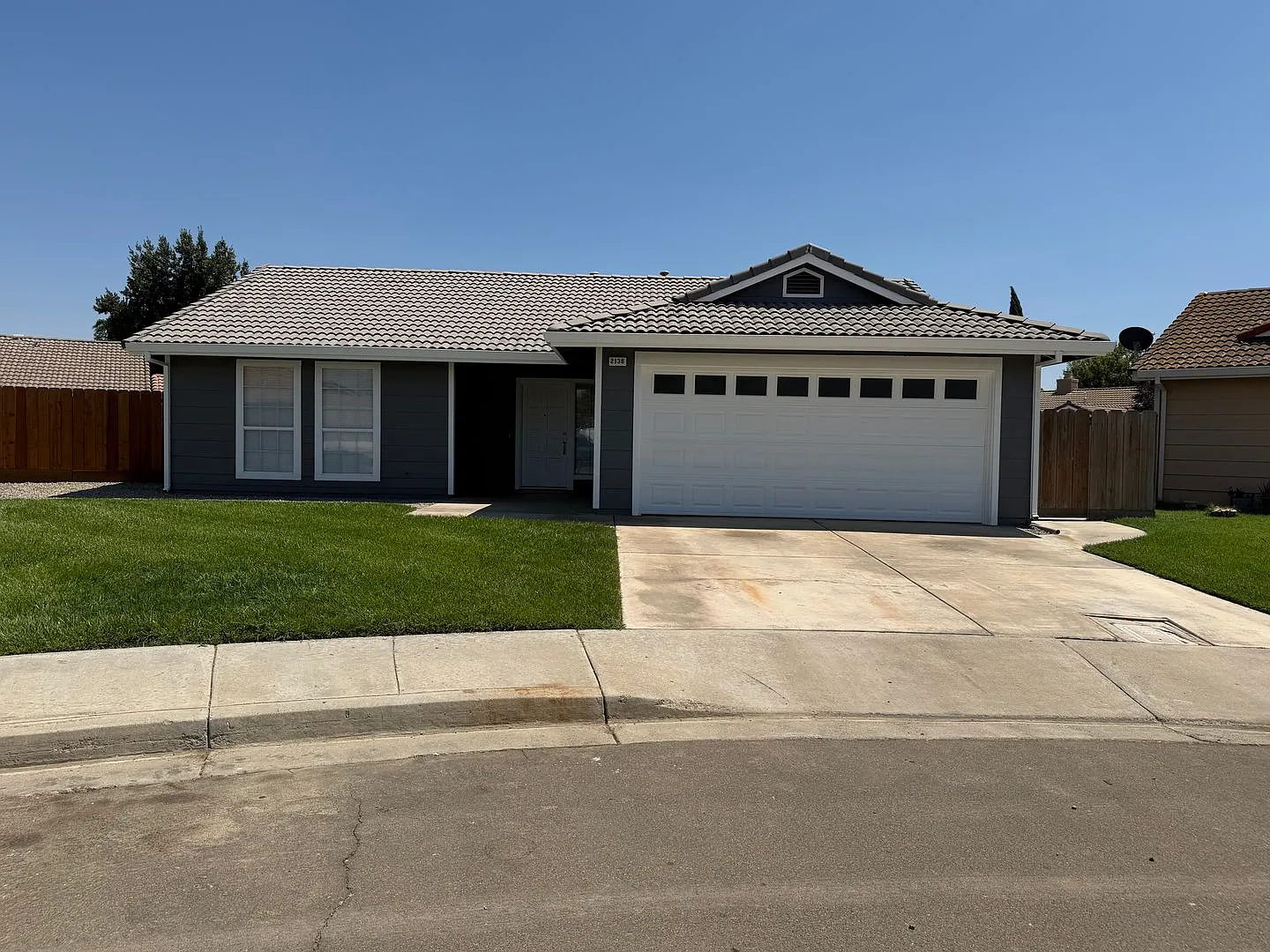 Beautifully remodeled home in a great area of town! — Photo 1