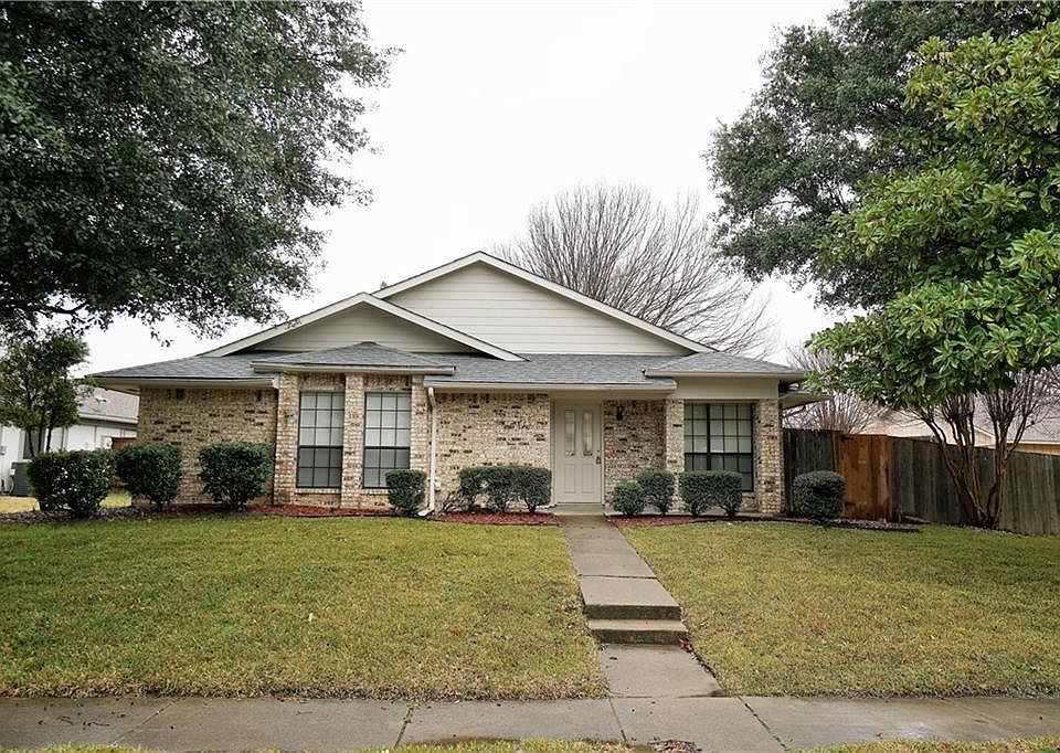 1st image of 2917 Guinevere Dr