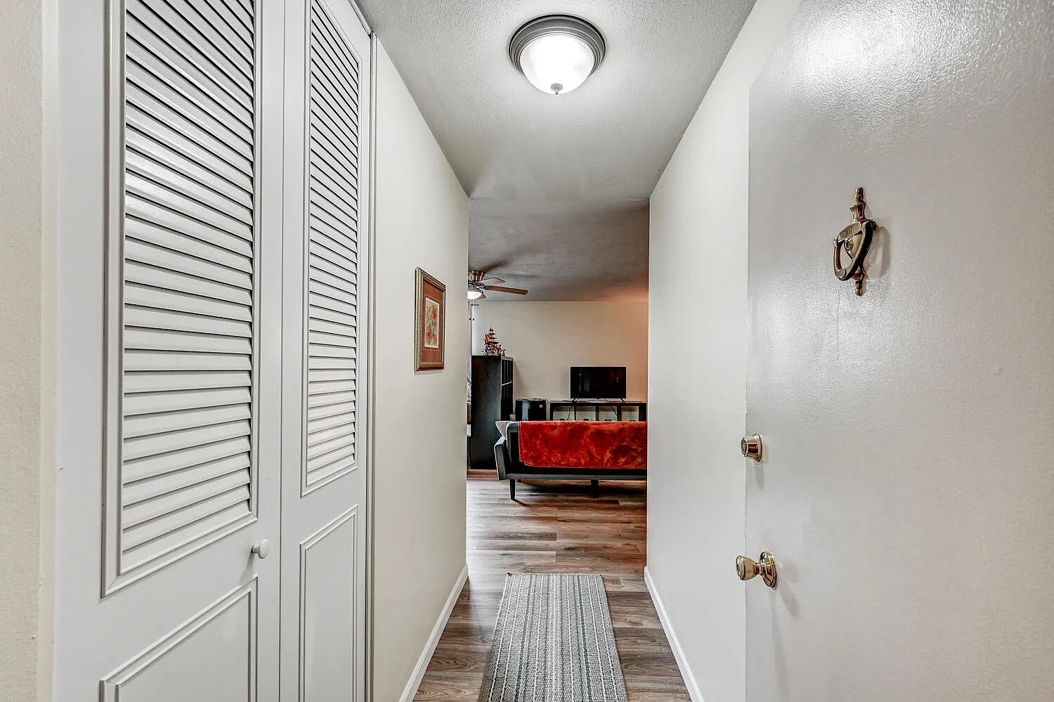 Studio, 552 sqft, $1,500 — Photo 3