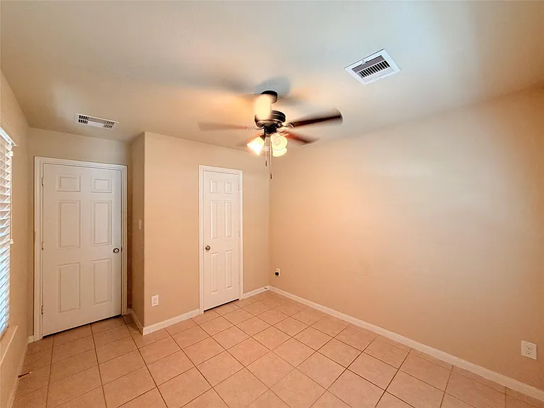 8614 Brookdale Park Ln — Photo 12