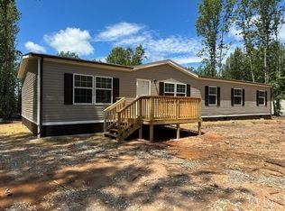 995 Robinson Rd, Appomattox, VA 24522