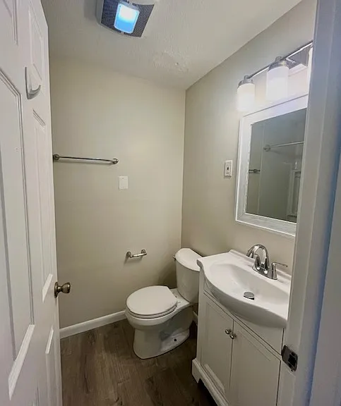 469 Westfield St #7-B — Photo 5