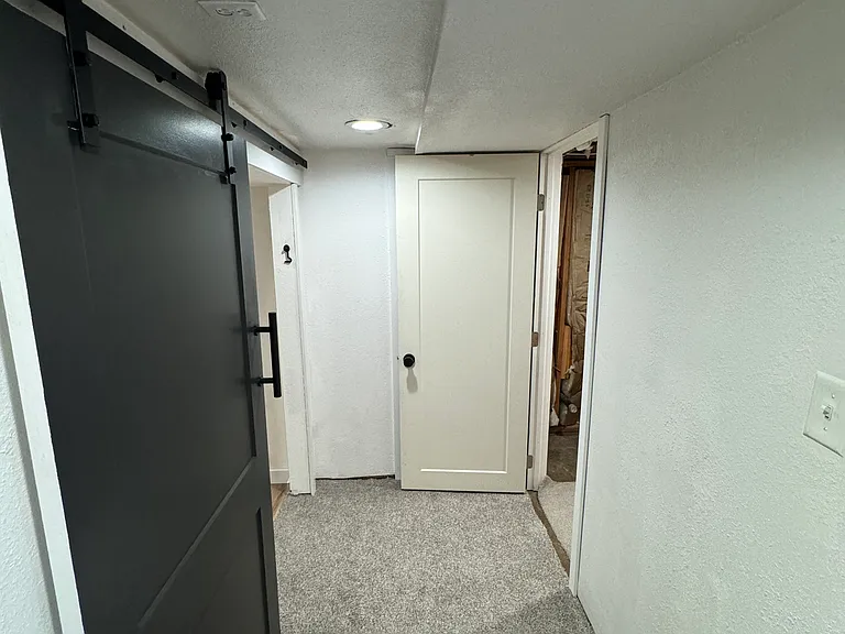 3124 W Euclid Ave — Photo 23