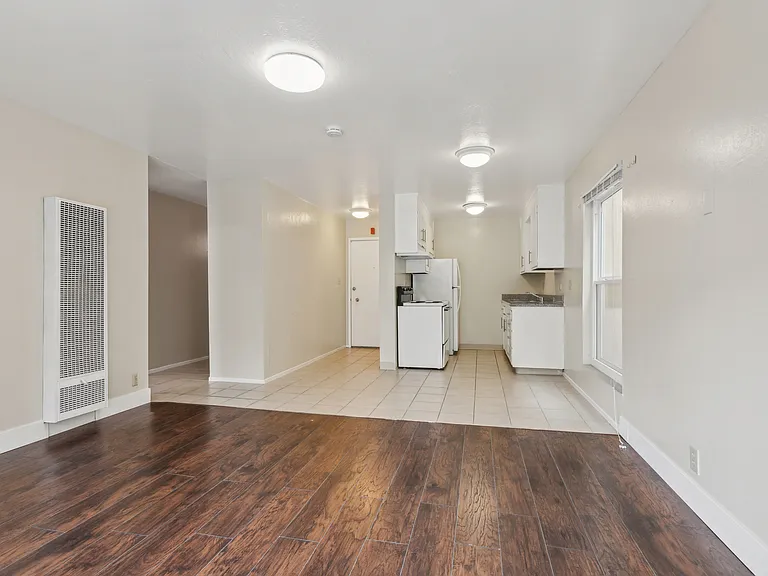 2431 Ellsworth St — Photo 26