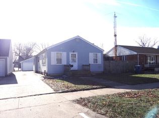 831 Douglas St, Morris, IL 60450
