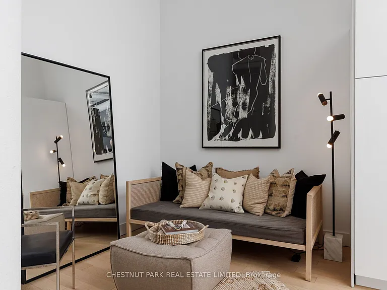 90 Sumach St #313 — Photo 13
