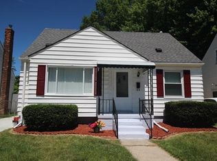 14741 Agnes Ave, Eastpointe, MI 48021