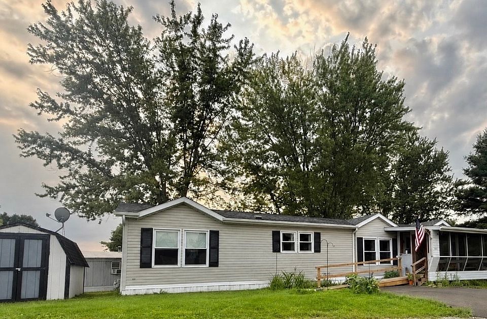 1st image of 501 Harvard Cir