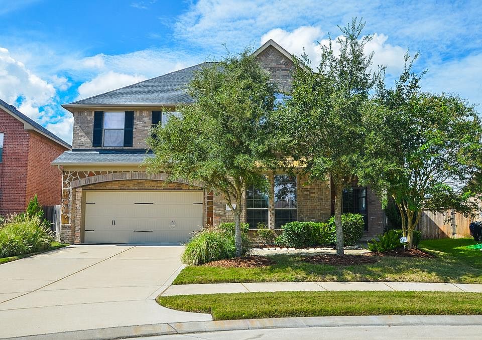 1st image of 24606 Fremont Manor Ln