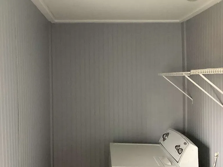 121 Washington St #2 — Photo 17