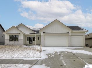 8110 N 166th St, Bennington, NE 68007
