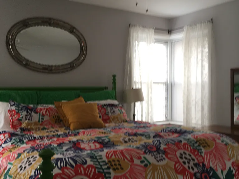 7518 Cromwell Dr — Photo 2