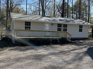 724 W Market St, Chatsworth, GA 30705