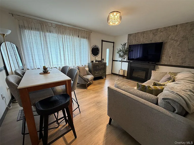 4 Gariss St — Photo 3