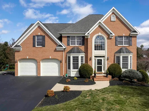 3048 Brookstone Dr, Harrisonburg, VA 22801