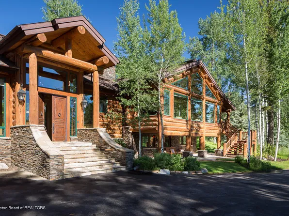 4350 W Bronco Rd, Wilson, WY 83014