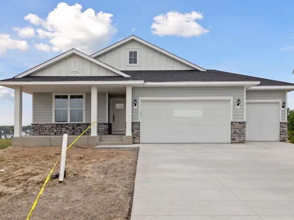 11625 Upland Ln N, Osseo, MN 55369