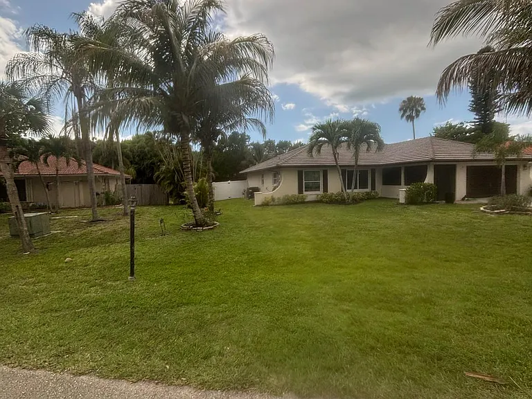 27157 Edenbridge Ct — Photo 40