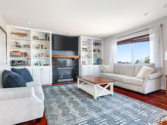 5th image of 2110 NW 9th Avenue