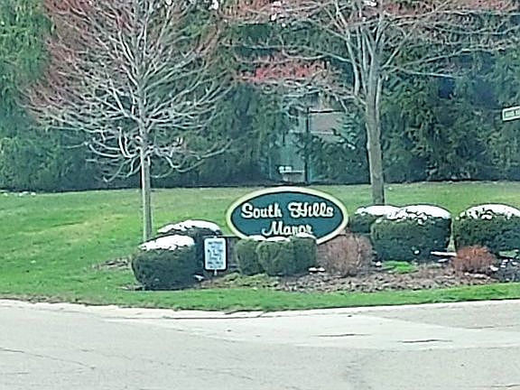 4th image of 1649 S Hill Blvd #1555