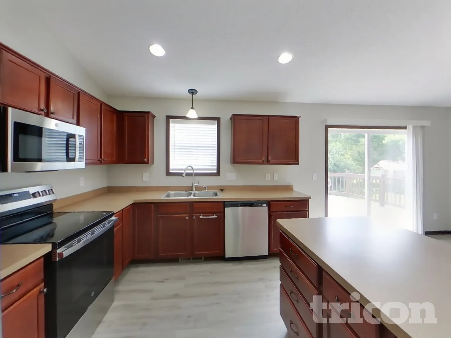 618 Dillon Avenue N Montrose MN — Photo 4
