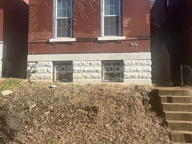 3242 Michigan Ave — Photo 14