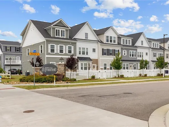 450 Asuza St, Chesapeake, VA 23323