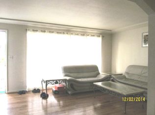 924 NE 109th Ave, Portland, OR 97220