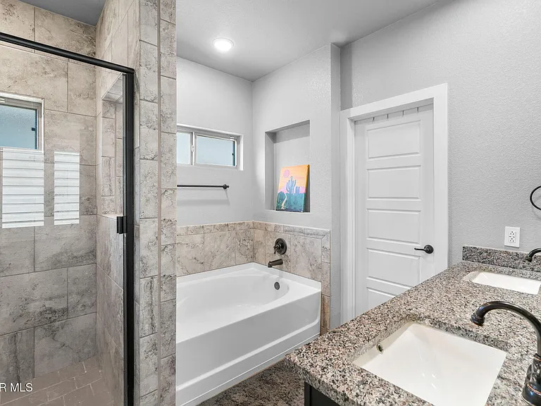 3561 Essence St — Photo 28