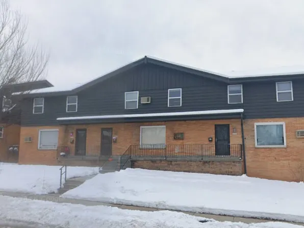 12133 W Bluemound Rd, Milwaukee, WI 53226