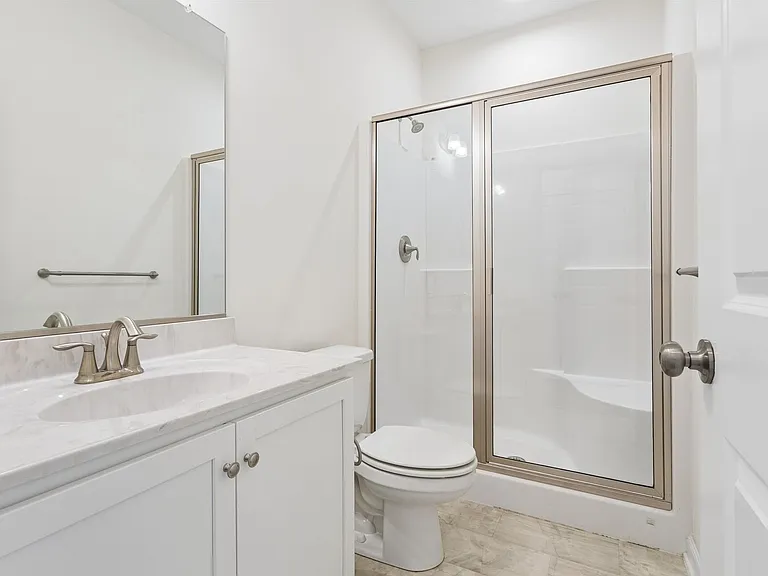 1550 Green Hill St — Photo 4