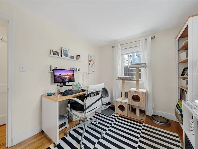 926 Massachusetts Ave #3 — Photo 9