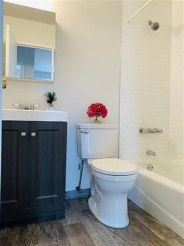 121 Garrison Ave #201 — Photo 12