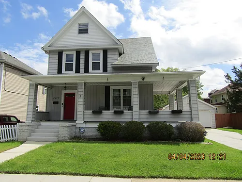 4410 Newport Ave Photo 1