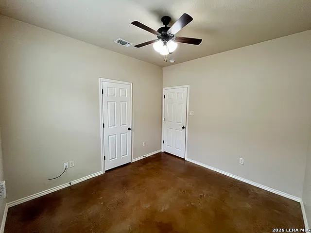 185 Joanne Cv — Photo 9