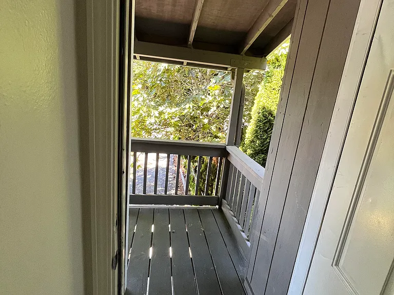 270 E Main St #A — Photo 7