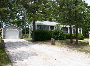 25 Bobbies Ln, Chatham, MA 02633