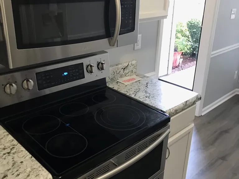 126 Aloha Dr — Photo 6