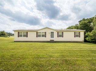 997 Industry Rd, Atwater, OH 44201