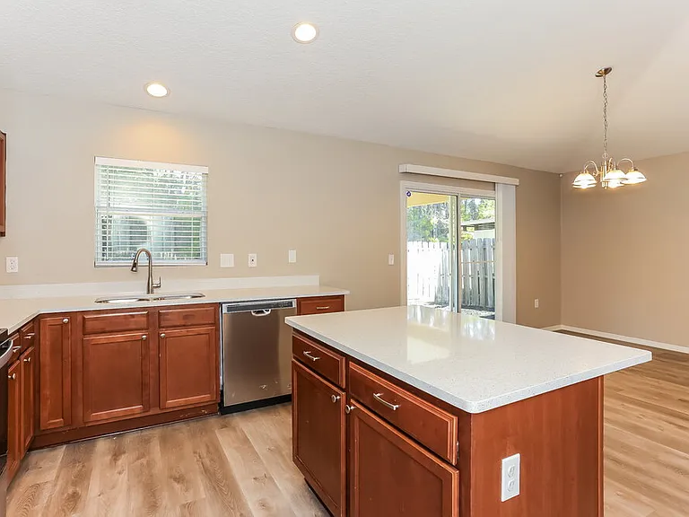 3801 Ellaville Ct — Photo 7