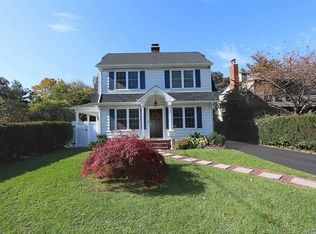 227 Berry Hill Rd, Syosset, NY 11791