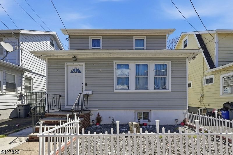 1st image of 128 Carolina Ave
