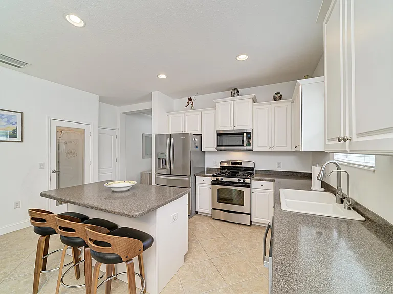 4650 Woodbrook Dr #1 — Photo 16