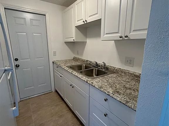 5th image of 4934 Hazner St