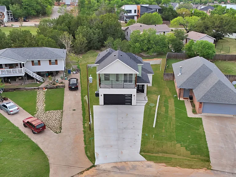 2925 River Ridge Ct — Photo 35
