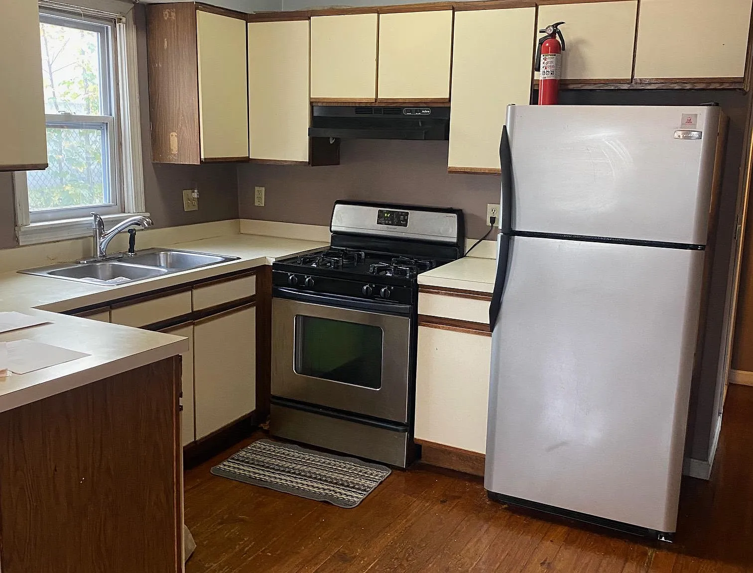 2 bed, 816 sqft, $1,900 — Photo 3