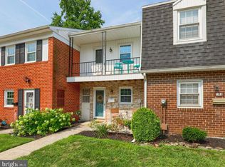 695 Colony Dr, York, PA 17404