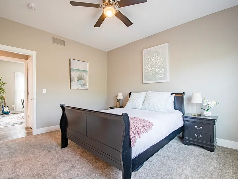 67 Percy Dr #1 — Photo 18