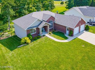 255 Crest Ave, Holts Summit, MO 65043