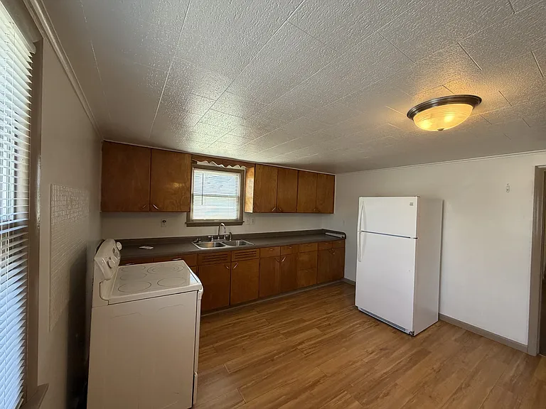 1245 High Bluff St #1 — Photo 8